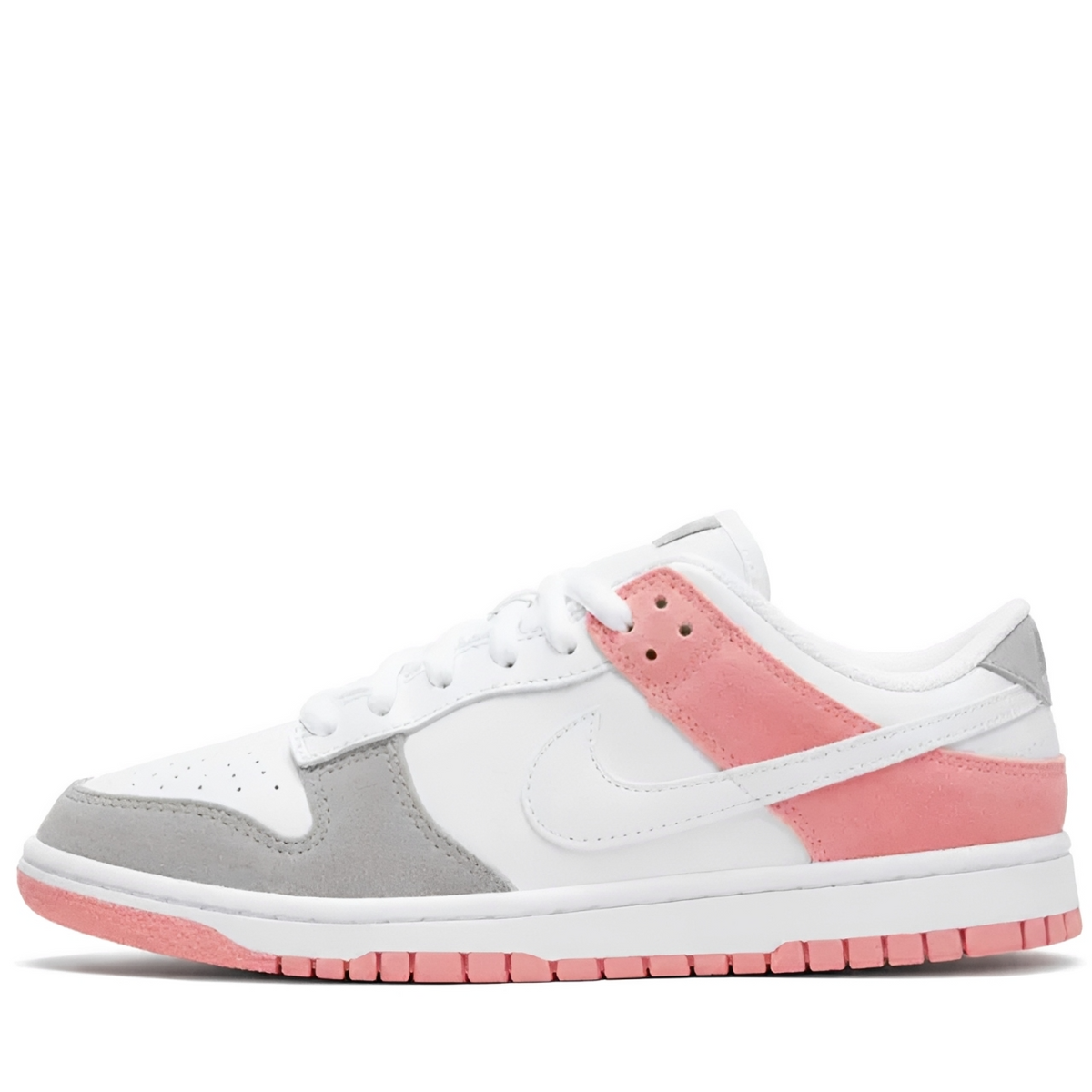 Nike SB Dunk Low "Salmom"