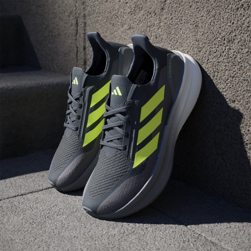 Adidas Ultraboost 5X "Black Yellow"