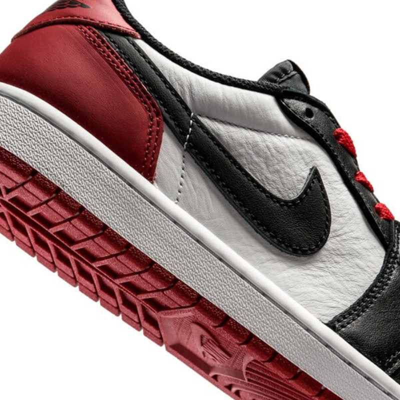 Nike Air Jordan 1 Retrô Low OG "Black Toe"