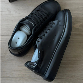 Alexander Mqueen " Triple Black"