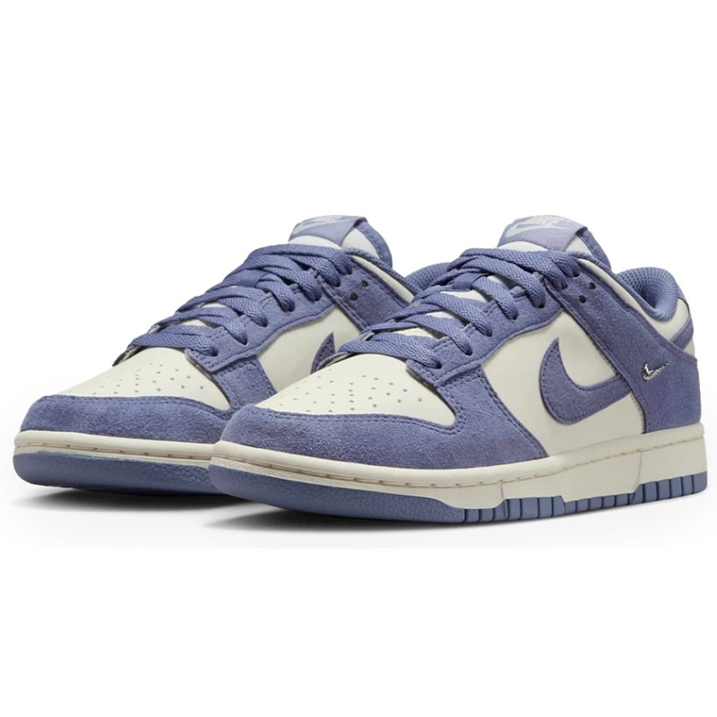 Nike Dunk Low Mini Swoosh "World Indigo"