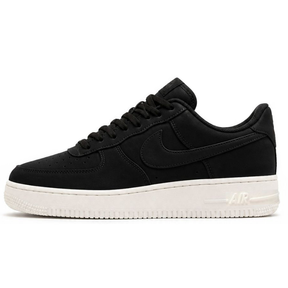 Nike Air Force 1'07 "Noir"