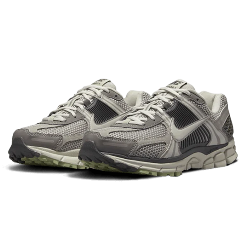 Nike Zoom Vomero 5   "Cobblestone Light Bone"