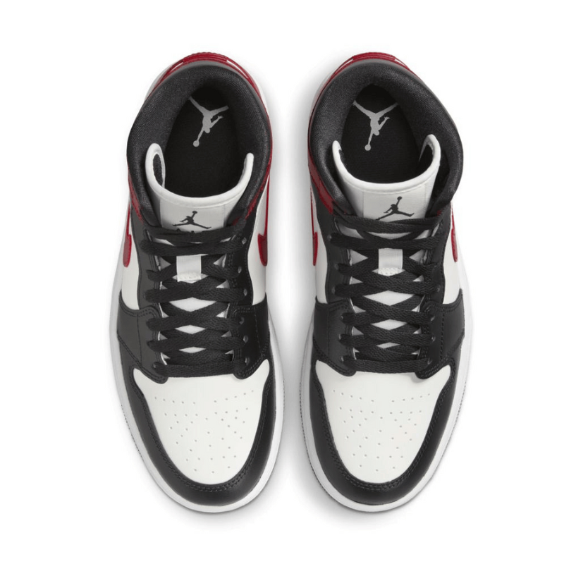 Nike Air Jordan 1 Mid "Chicago Black Toe".