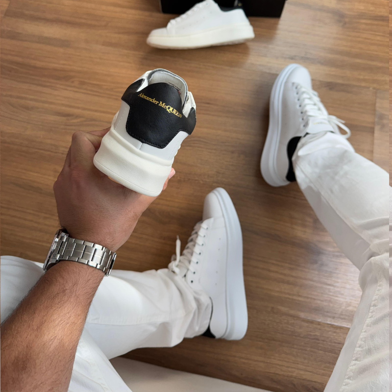 Alexander Mcqueen Oversized "White Black"