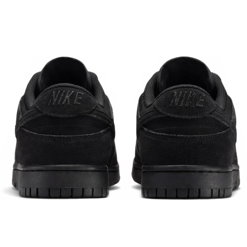 Nike Dunk Low Retro SE "Triple Black"