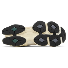 New Balance 9060  "Sea Salt New Spruce"