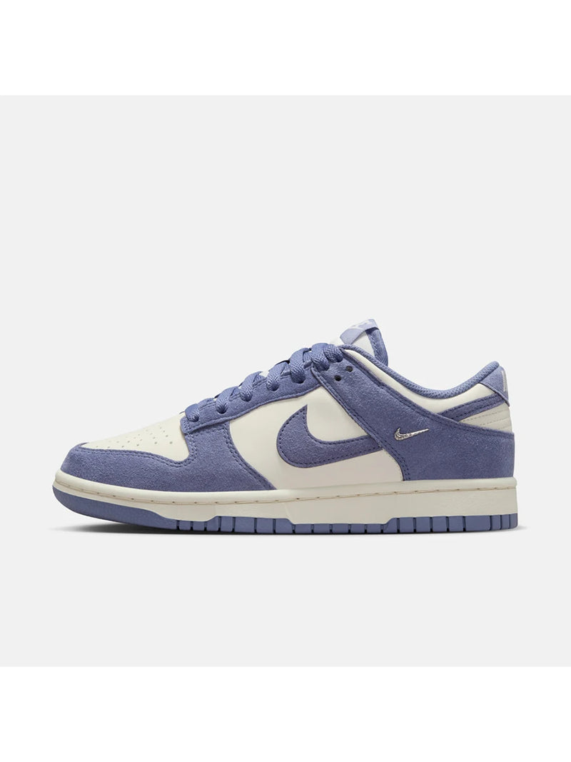 Nike Dunk Low Mini Swoosh "World Indigo"