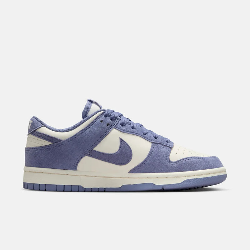 Nike Dunk Low Mini Swoosh "World Indigo"