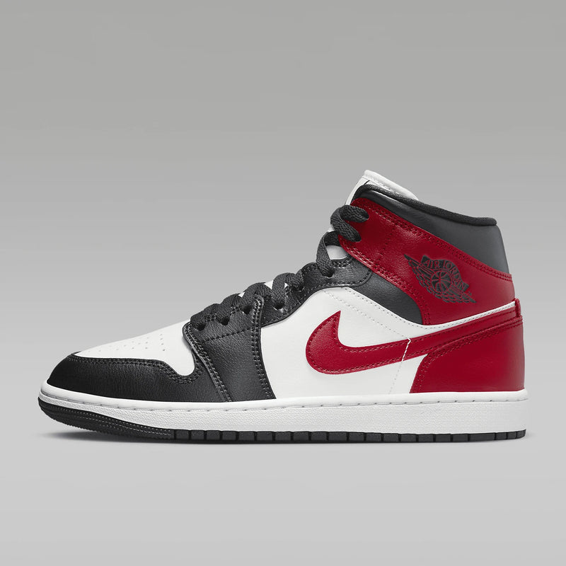 Nike Air Jordan 1 Mid "Chicago Black Toe".