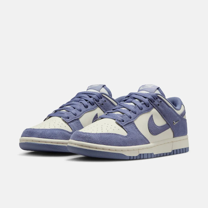 Nike Dunk Low Mini Swoosh "World Indigo"