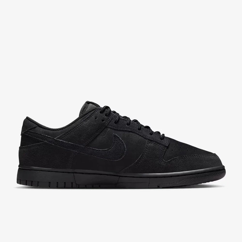 Nike Dunk Low Retro SE "Triple Black"