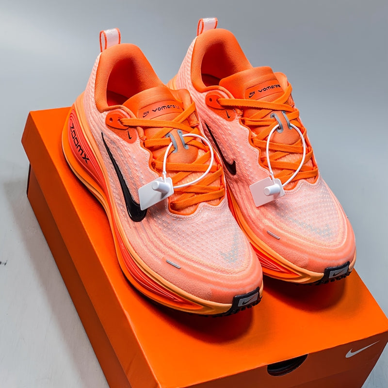 Nike Air Zoom Vomero 18 "Black White"