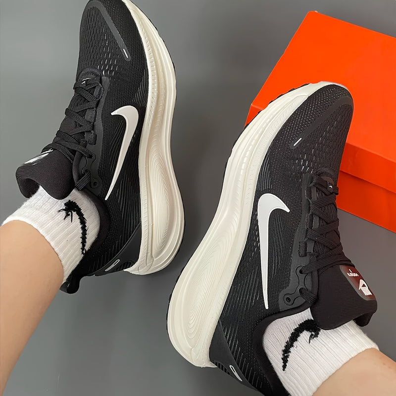 Nike Air Zoom Vomero 18 "Black White"